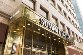 Summit Hotel