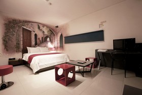 Suyu Solid Hotel