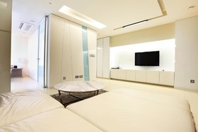 The Classic 500 Pentaz Executive Residence