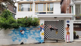 Time Travelers Relax Hostel