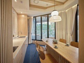 Uh Suite Seoul Square