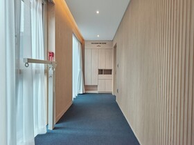 Uh Suite Seoul Square
