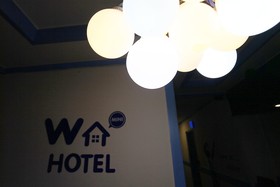W mini hotel Hostel