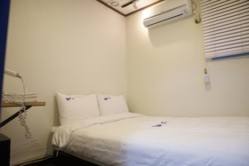 W mini hotel Hostel