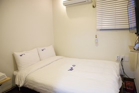 W mini hotel Hostel