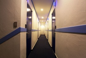 W mini hotel Hostel