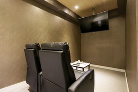 Wolgok Hotel Baro