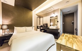 Wolgok Hotel Baro