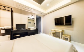 Wolgok Hotel Baro