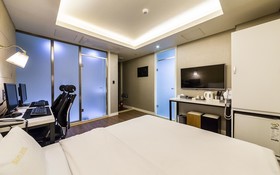 Wolgok Hotel Baro