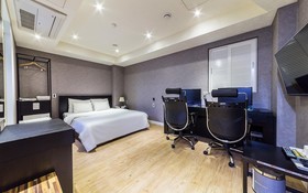 Wolgok Hotel Baro