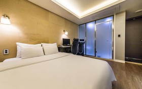Wolgok Hotel Baro