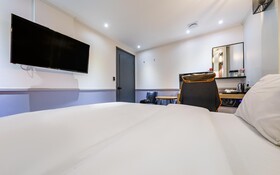 Yeongdeungpo Hotel Yolo