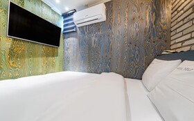 Yeongdeungpo Hotel Yolo