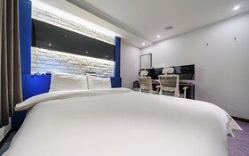 Yeongdeungpo Hotel Yolo