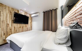 Yeongdeungpo Hotel Yolo