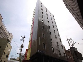 Y Hotel