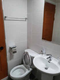 Young Stay Hostel