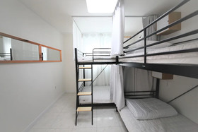 Zibro H Guesthouse Hostel