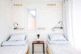 Zibro H Guesthouse Hostel