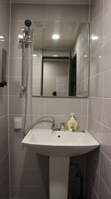 Zzzip Guest House