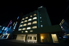 The Hyoosik Aank Hotel
