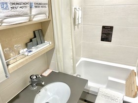 Chungchoho Best Hotel