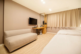 Doo Hotel & Guesthouse - Hostel