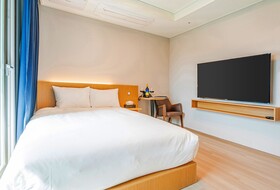 I Park Suite Hotel And Residence