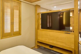 Mir Hotel