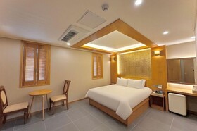 Mir Hotel