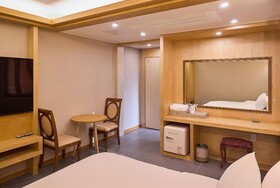 Mir Hotel