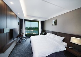 Ramada by Wyndham Gangwon Sokcho