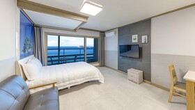 Sokcho Bird Island Pension