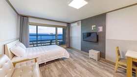 Sokcho Bird Island Pension