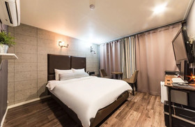 71 Street Motel