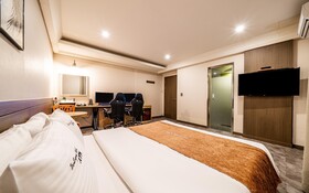 Boutique Hotel XYM