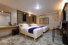 I.Y Hotel