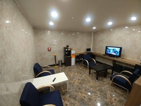 I.Y Hotel