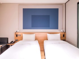 ibis Ambassador Suwon Hotel