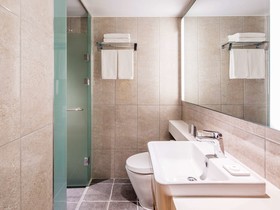 ibis Ambassador Suwon Hotel