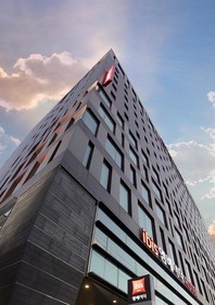 ibis Ambassador Suwon Hotel