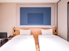 ibis Ambassador Suwon Hotel