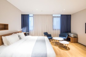 ibis Ambassador Suwon Hotel
