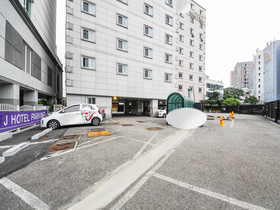 J Hotel Suwon