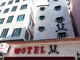 M Hotel Suwon