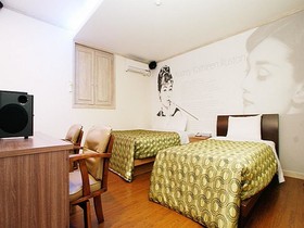 Secret Hotel