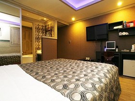 Secret Hotel