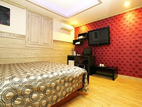 Secret Hotel