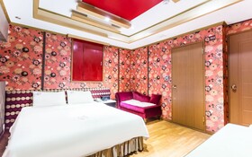 Suwon City Hall Station Soo